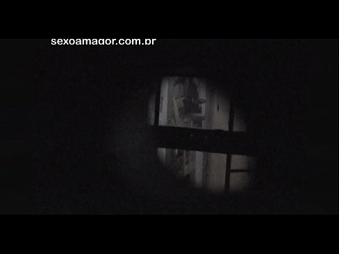 ❤️ Blondie bliver hemmeligt videooptaget af en voyeur fra nabolaget gemt bag hule mursten ❤️❌ Porno at da.pornogroupp.ru ❌️❤